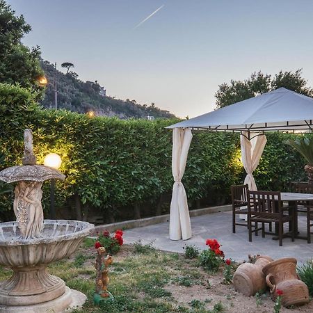 Emily'S Home Sorrento Bagian luar foto